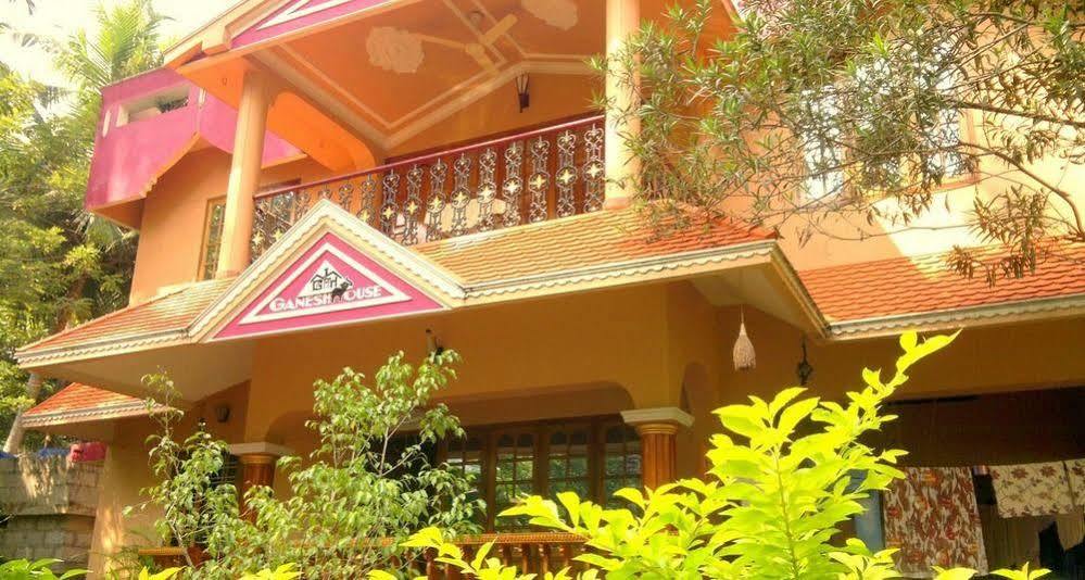 Ganesh House Homestay Thiruvananthapuram Exterior photo